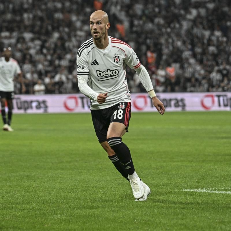 Vaclav Cerny, Beikta formasyla ilk goln att