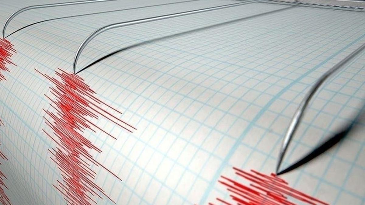 deprem ate emberi iddetli  fotoraflar resimleri