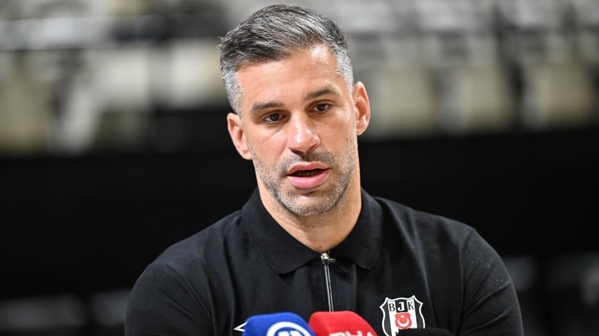 Dusan Alimpijevic  Beikta Baantrenr fotoraflar resimleri