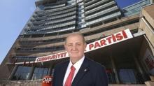 CHP'de bir deprem daha! Belediye Bakan Baolu partiden istifa etti