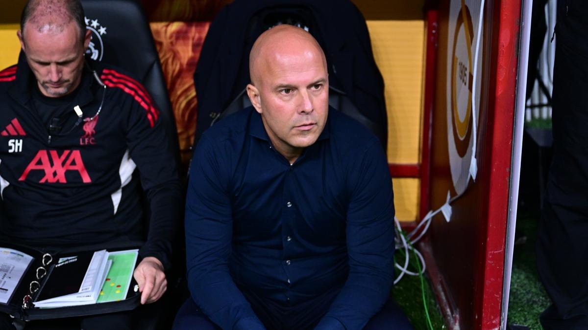 arne slot liverpool galatasaray fotoraflar resimleri