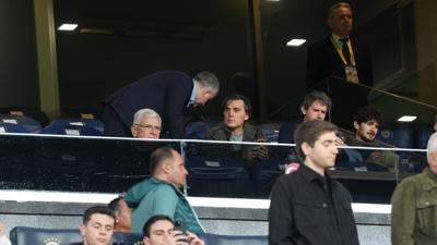 Bakan Bak ve Montella, Kadky'de ma takip etti