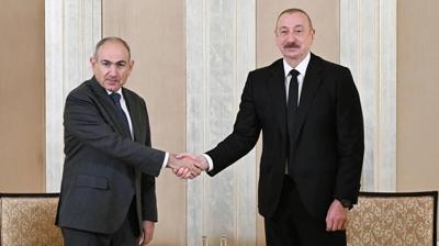 Kopenhag'da bar grmesi! Aliyev, Painyan ile bir araya geldi