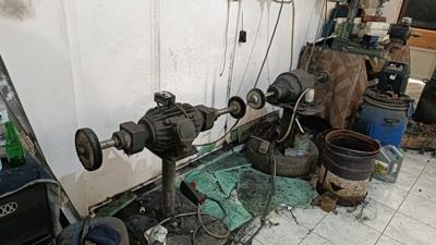 Pendik'te yasa d silah atlyesine baskn! 2 pheli gzaltna alnd