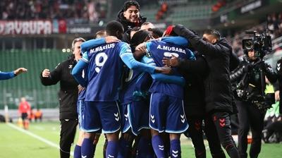 Varova'da zafer! Samsunspor'dan muhteem balang
