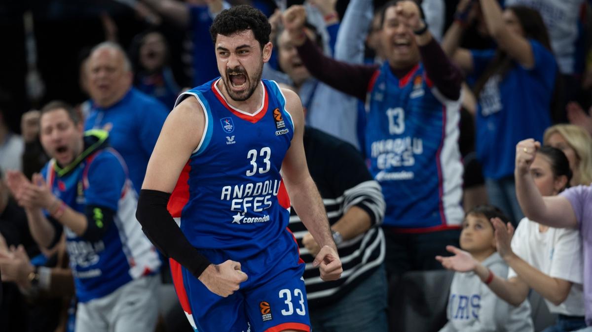 anadolu efes Hapoel IBI basketbol fotoraflar resimleri
