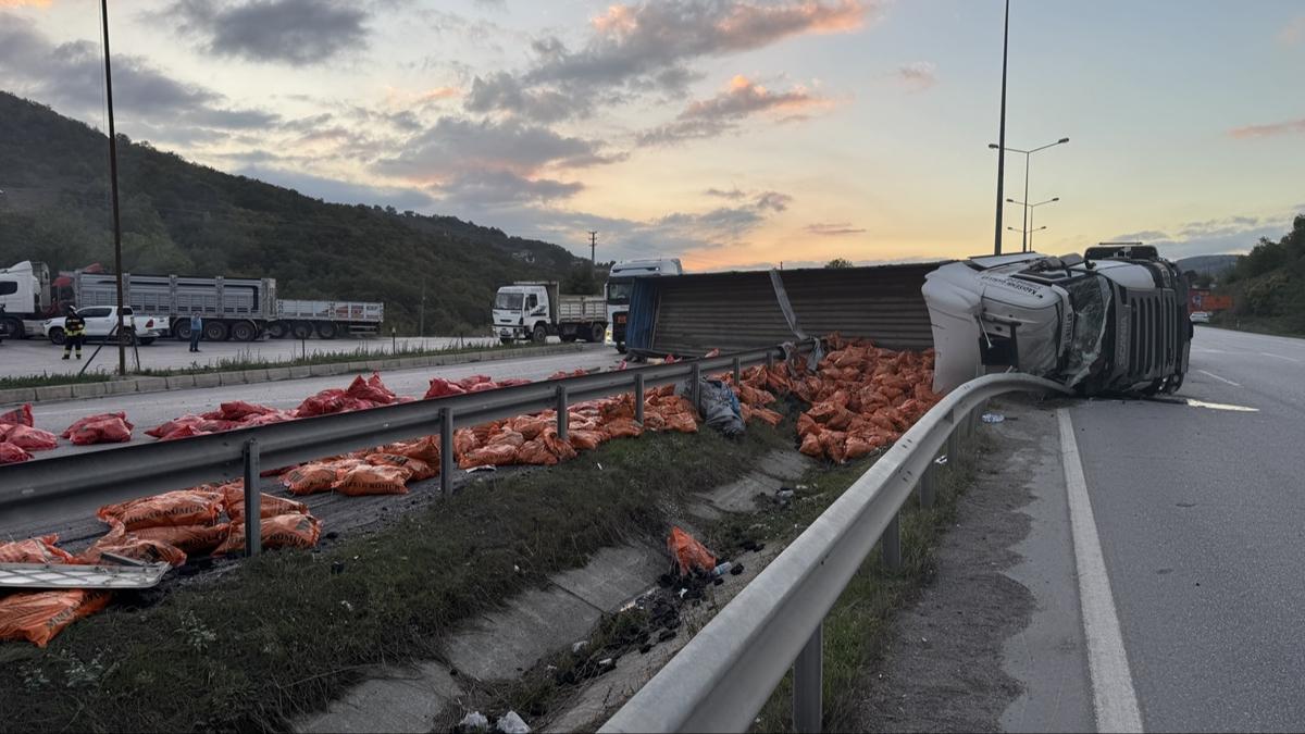 Samsun Trafik Kazas Kamyon fotoraflar resimleri