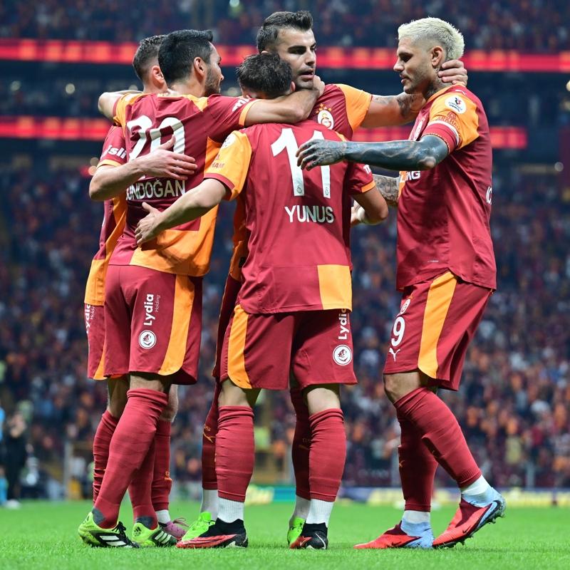 Galatasaray derbide tam kadro! Rakip Beikta...