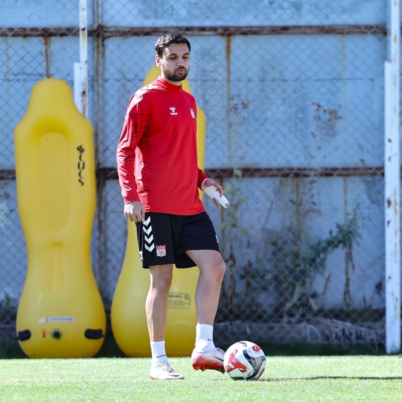 Sivasspor'da Serikspor mesaisi devam etti