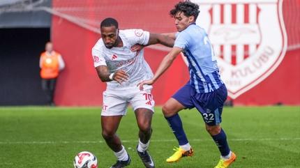 Pendikspor 3 puan� 3 golle ald�