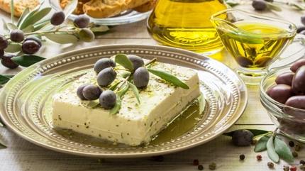 Peyniri ve zeytini beraber tketen yand! zlerini kaybediyorlar