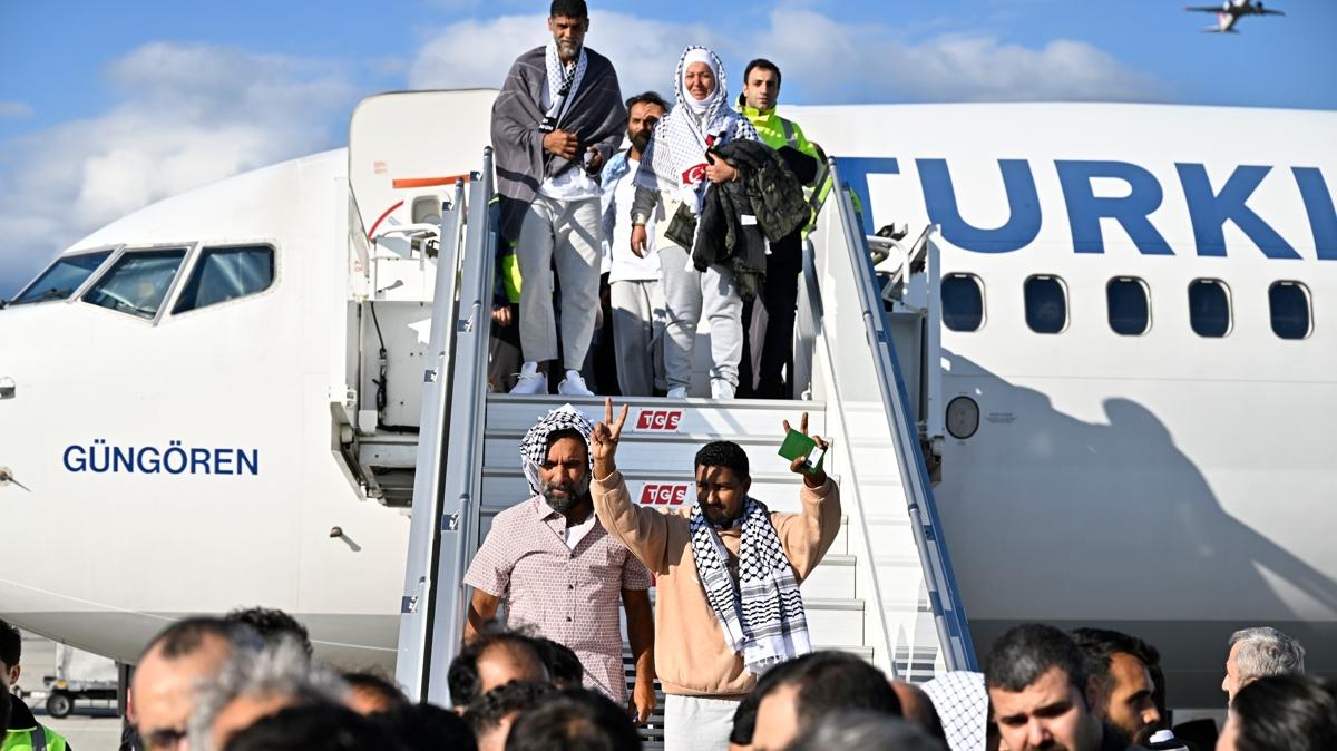 hakan fidan trkiye aktivistler israil gazze sumud filosu fotoraflar resimleri