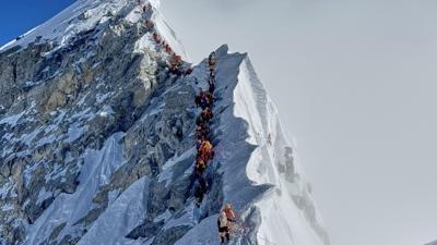 Everest danda kar frtnas facias: 1000 kii mahsur kald