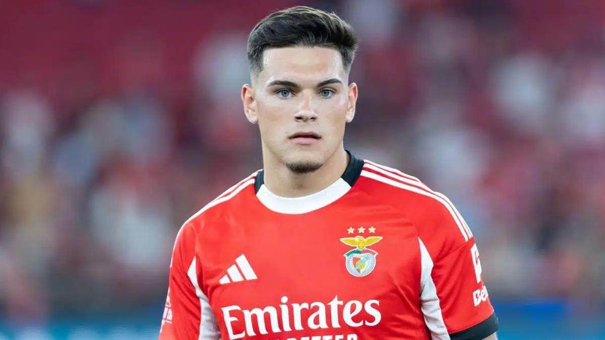 Gonalo Oliveira benfica barcelona transfer fotoraflar resimleri