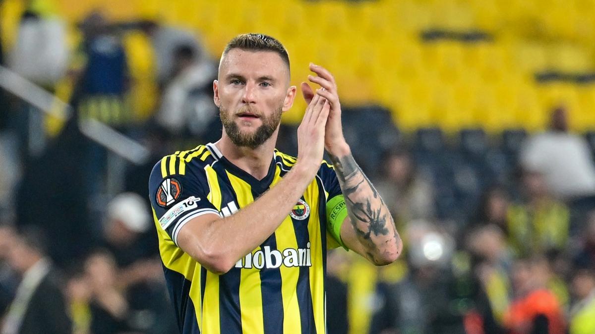 milan skriniar ceza fenerbahe fotoraflar resimleri