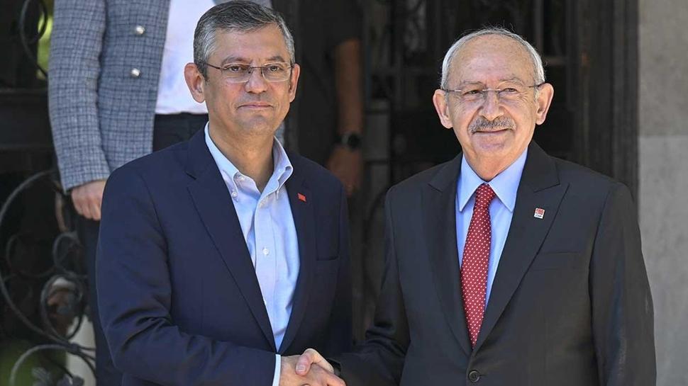 CHP'de byk tasfiye! zgr zel i muhalefeti kkten temizliyor