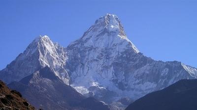 Everest Da'nda kar frtnas: Kurtarma almalar sryor