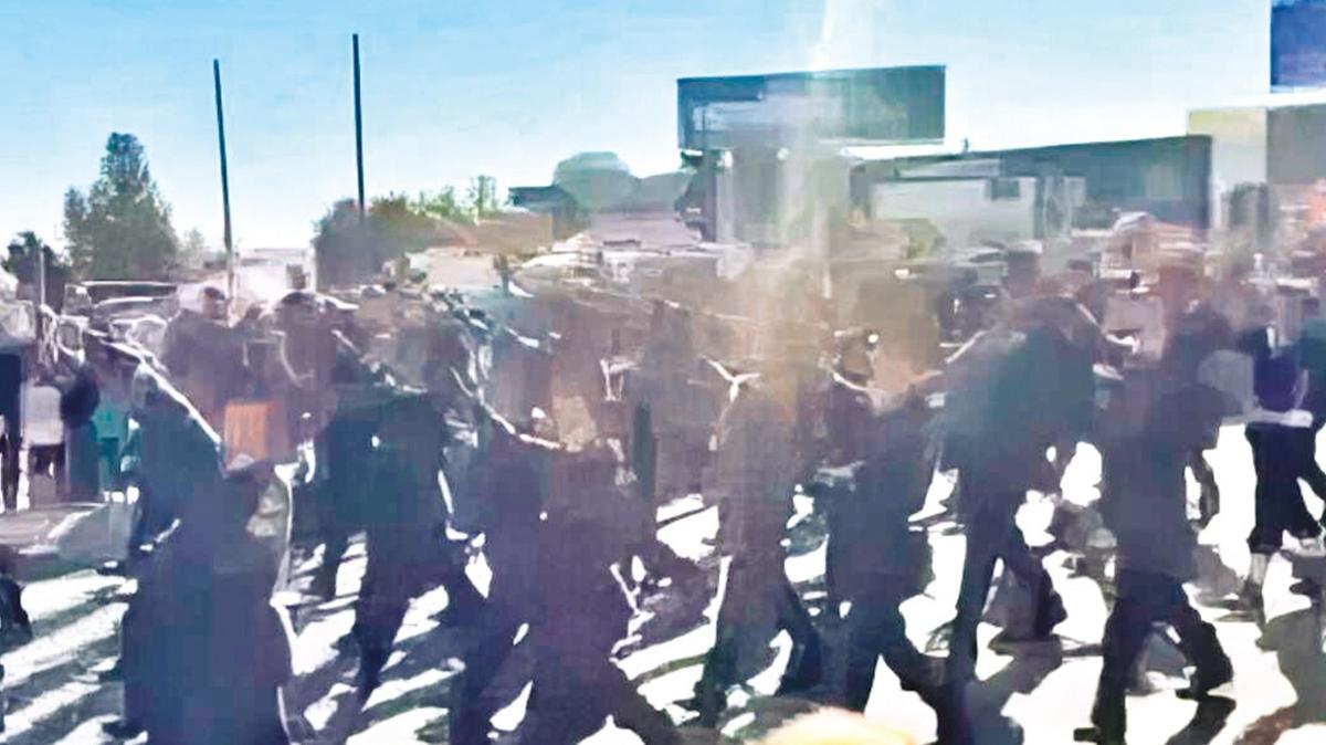 gney kbrs rum ynetimi kurulu yl dnm geit treni komando kuzey kbrs trk cumhuriyeti karpaz provokasyon fotoraflar resimleri