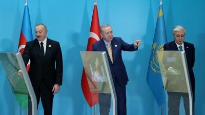 Bakan Erdoan, Aliyev'in verdii yemee katld
