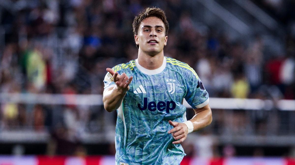 Kenan Yldz Juventus Transfer Liverpool Manchester City Bayern Mnih fotoraflar resimleri