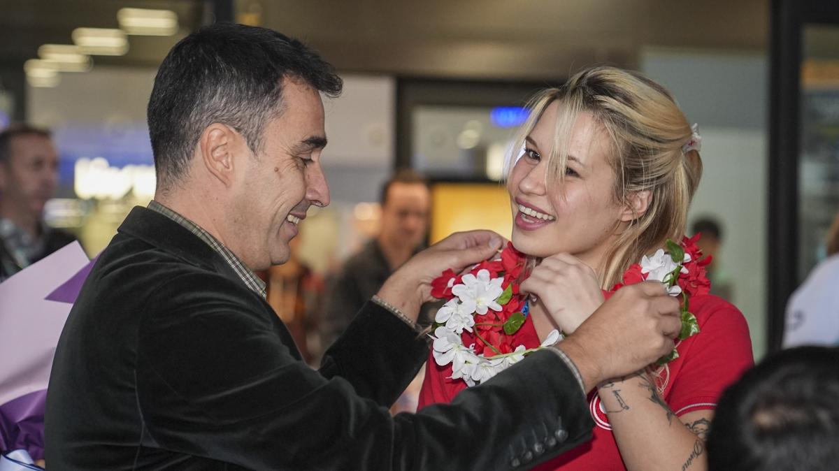 defne kurt yzme milli para yzc fotoraflar resimleri