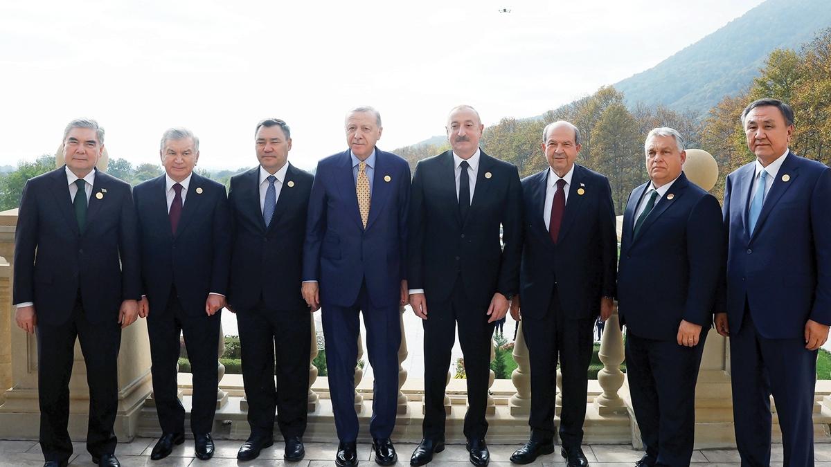 Ortak Alfabe Trk Devletleri Cengiz Aytmatov fotoraflar resimleri