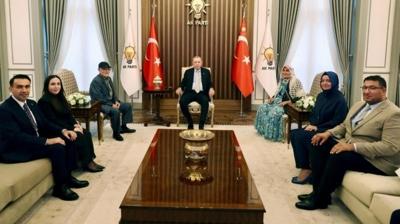 ehit annesi ve babasnn arzusu Bakan Erdoan' grmekti! AK Parti Genel Merkezi'nde anlaml buluma