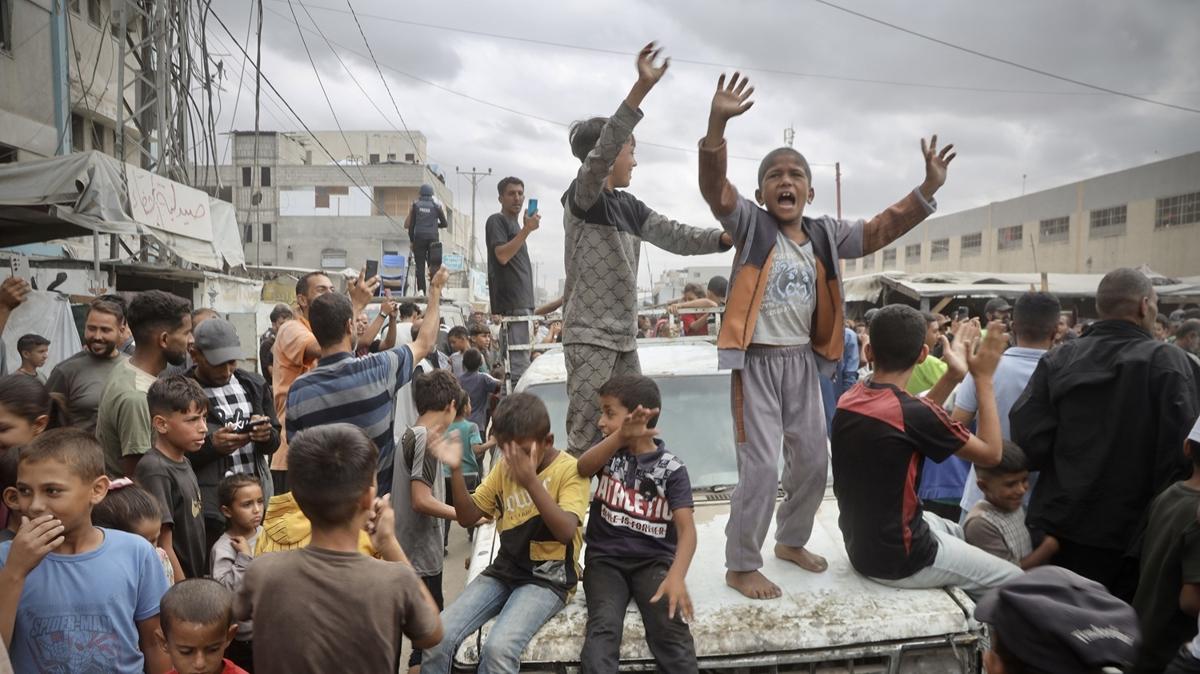 AK Parti gazze sarkaya fotoraflar resimleri