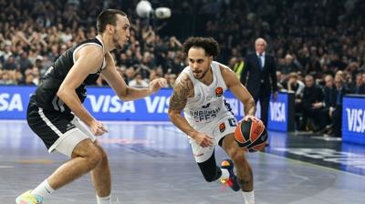 Anadolu Efes, Partizan deplasmannda malup oldu