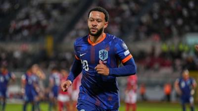 Hollanda'dan 4 goll galibiyet!