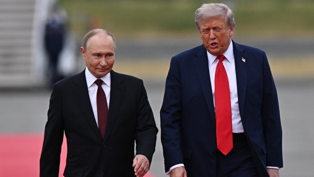 trump putin atekes fotoraflar resimleri