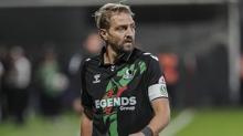 Sakaryaspor'da Caner Erkin'in 6 malk cezas onand