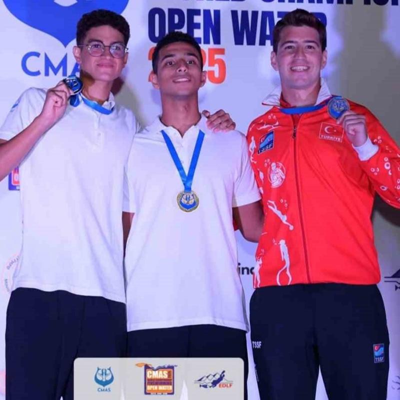 Derin Toparlak, dnya ncs oldu