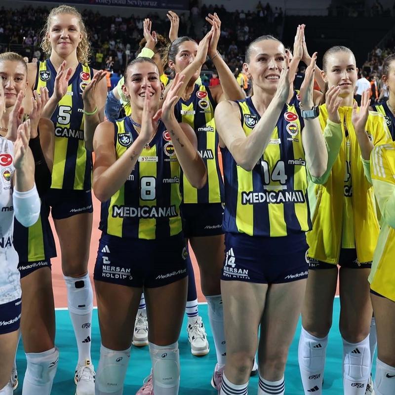 Fenerbahe Medicana, Aras Spor'u rahat yendi