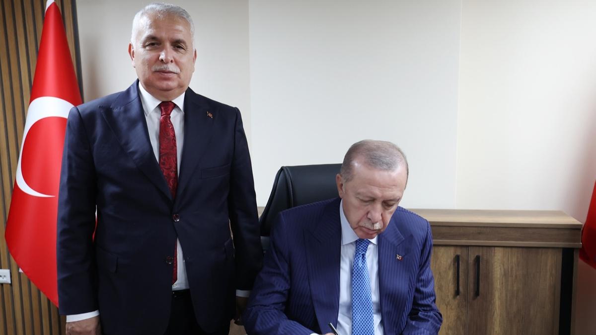 Bakan Erdoan Trabzon Valisi Aziz Yldrm fotoraflar resimleri