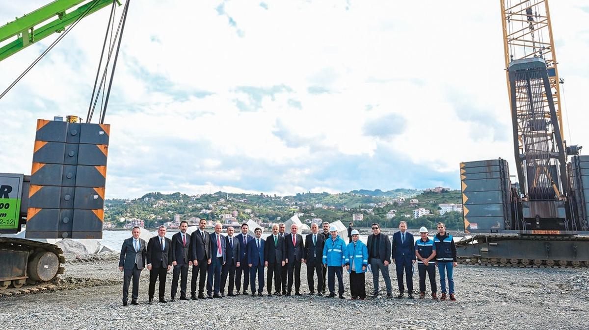 abdulkadir uralolu rize iyidere lojistik liman gemi liman trkiye ticaret fotoraflar resimleri