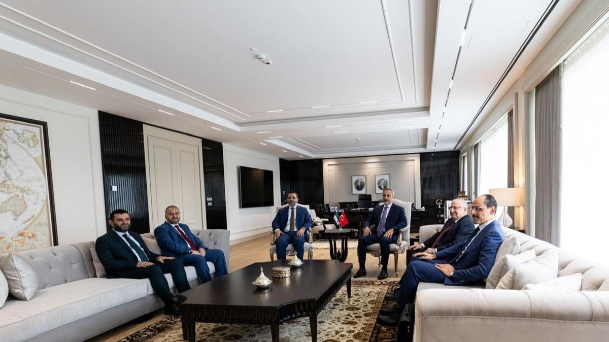 Dileri Bakan Milli Savunma Bakan MT Bakan Ankara toplants fotoraflar resimleri