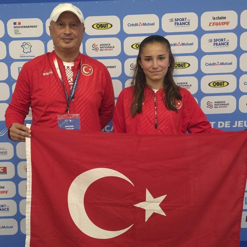 Yamur Tosun'dan bronz madalya