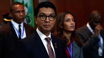 Madagaskar'da siyasi deprem: Cumhurbakan, Fransz askerleriyle lkeden kat iddias