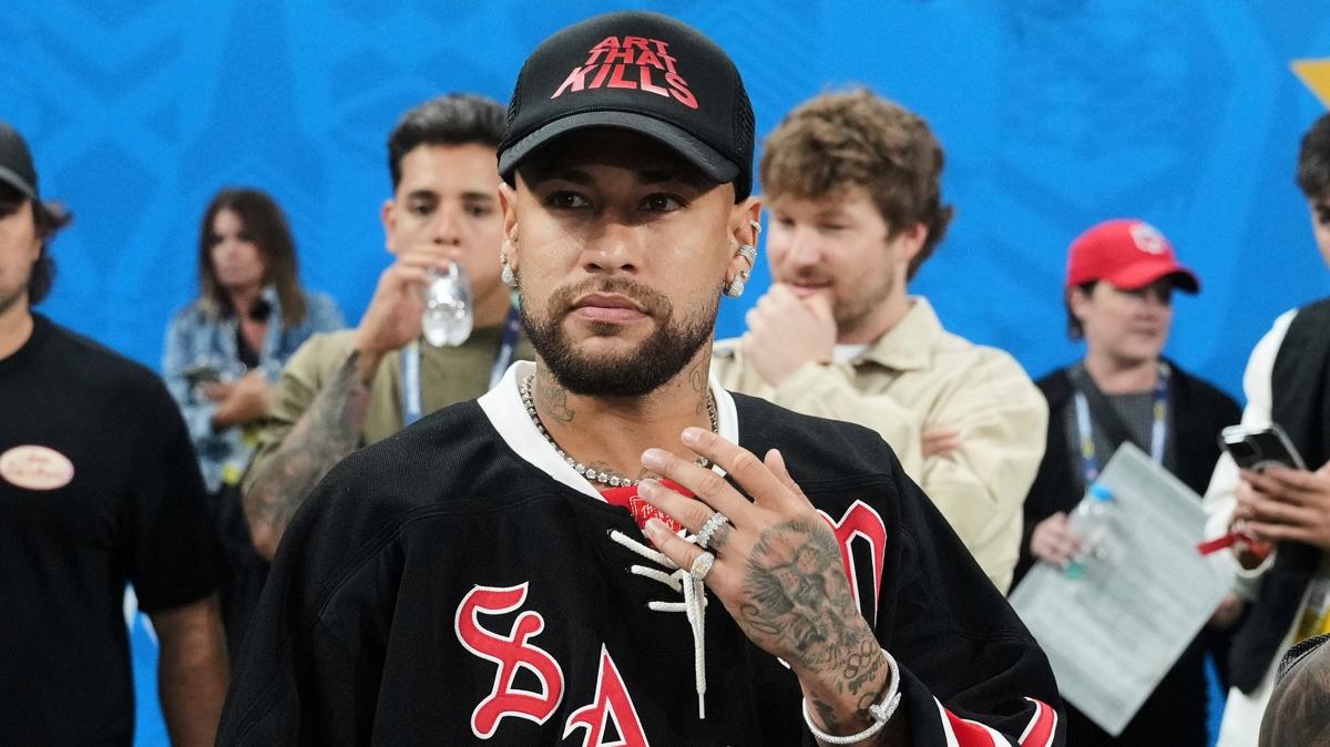 Neymar Transfer Napoli fotoraflar resimleri