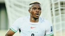 Victor Osimhen'den hat-trick! lkesini play-off turuna tad