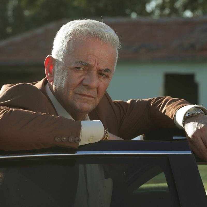 Zafer Algz isim vermedi ama... te ilk blmyle yayndan kalkan o dizi!