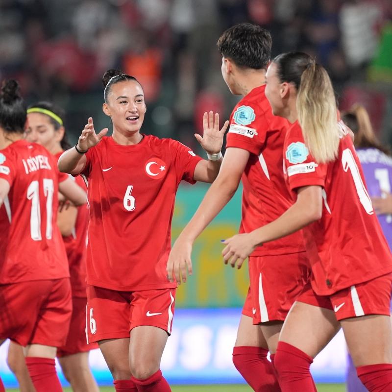 A Milli Kadn Futbol Takm'nn Kosova ma ncesi kadrosu belli oldu