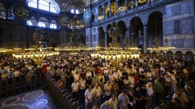 Gereken kolaylk gsterilecek... Lise rencileri iin cuma namaz karar