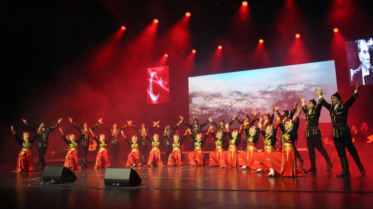AKM mehteran takm opera fotoraflar resimleri