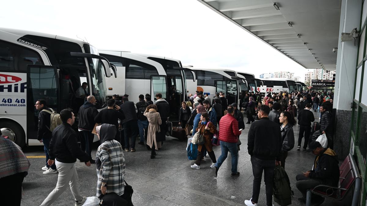 yksek hzl tren otobs firmalar seyahat konforu fotoraflar resimleri