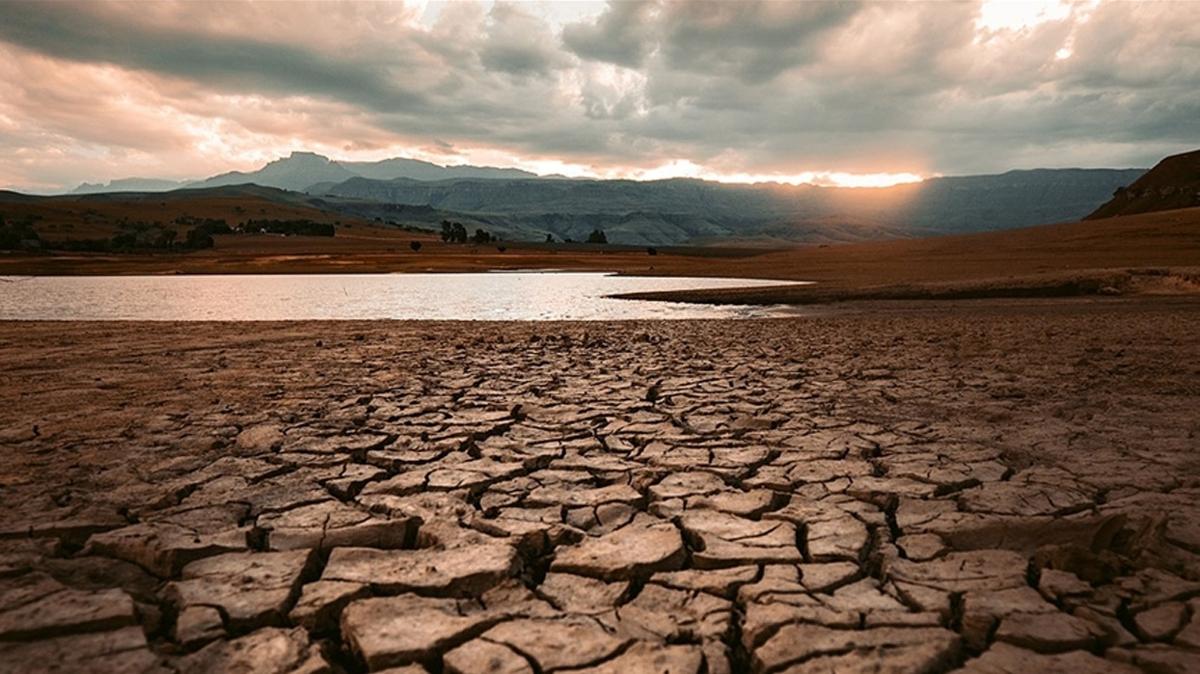 Meteoroloji Kuraklk Ya fotoraflar resimleri