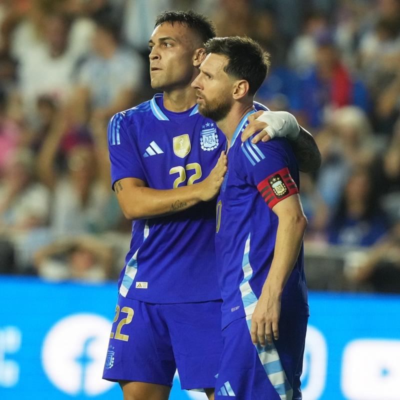 Lionel Messi'den bir rekor daha! Futbol tarihine geti