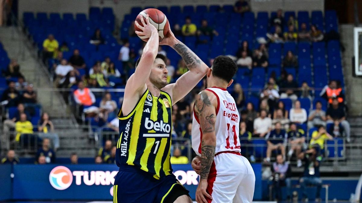 Fenerbahe Beko  Bayern Mnih Transfer fotoraflar resimleri