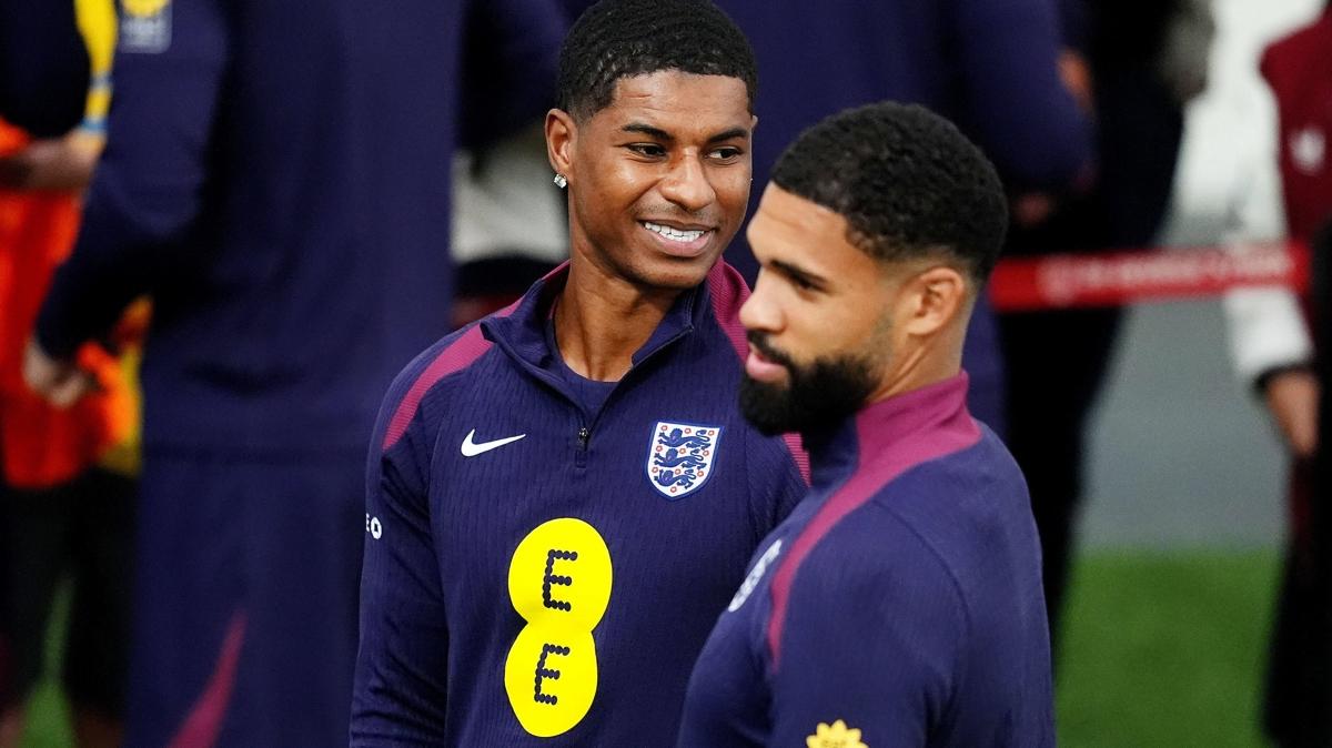 barcelona rashford manchester united fotoraflar resimleri
